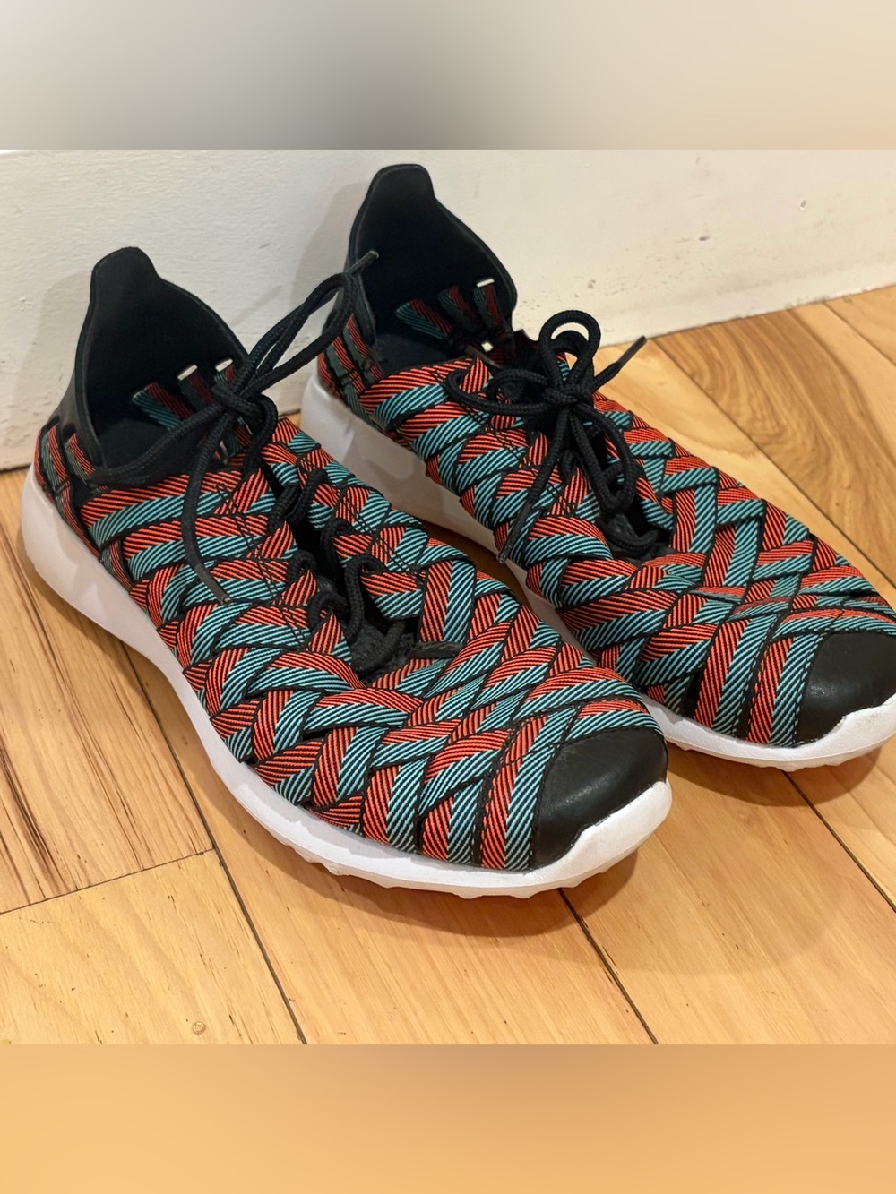 Nike Juvenate Woven Red, Teal and Black Running Shoes - Women’s Size 6.5